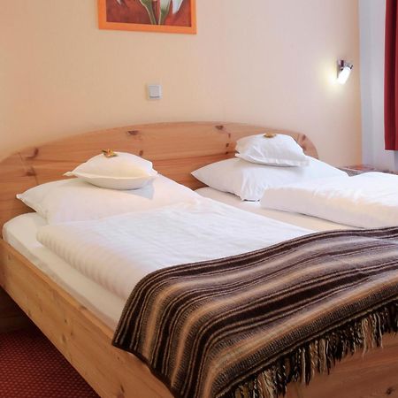 Hotel Sauerlaender Hof فيلنغن المظهر الخارجي الصورة