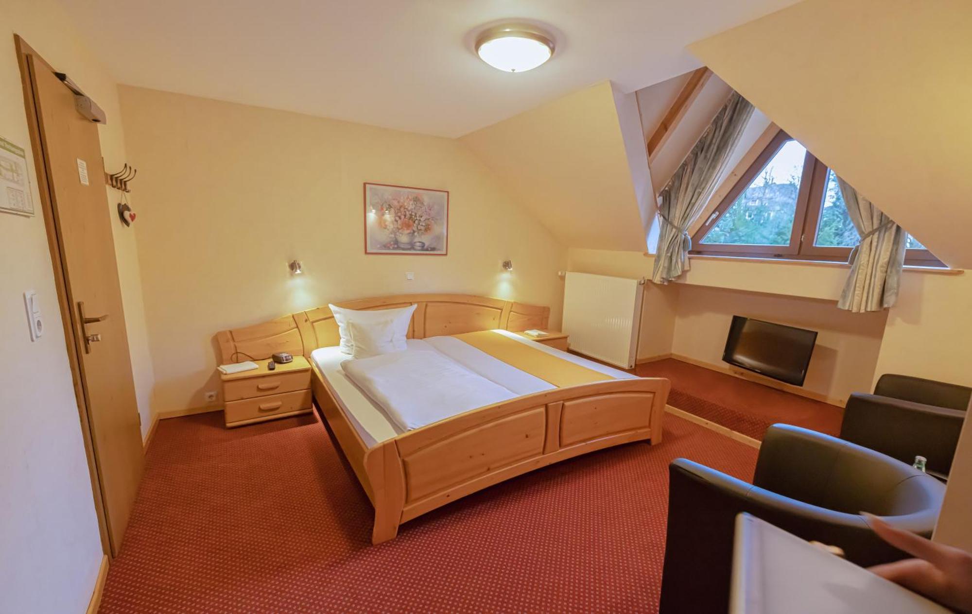 Hotel Sauerlaender Hof فيلنغن المظهر الخارجي الصورة