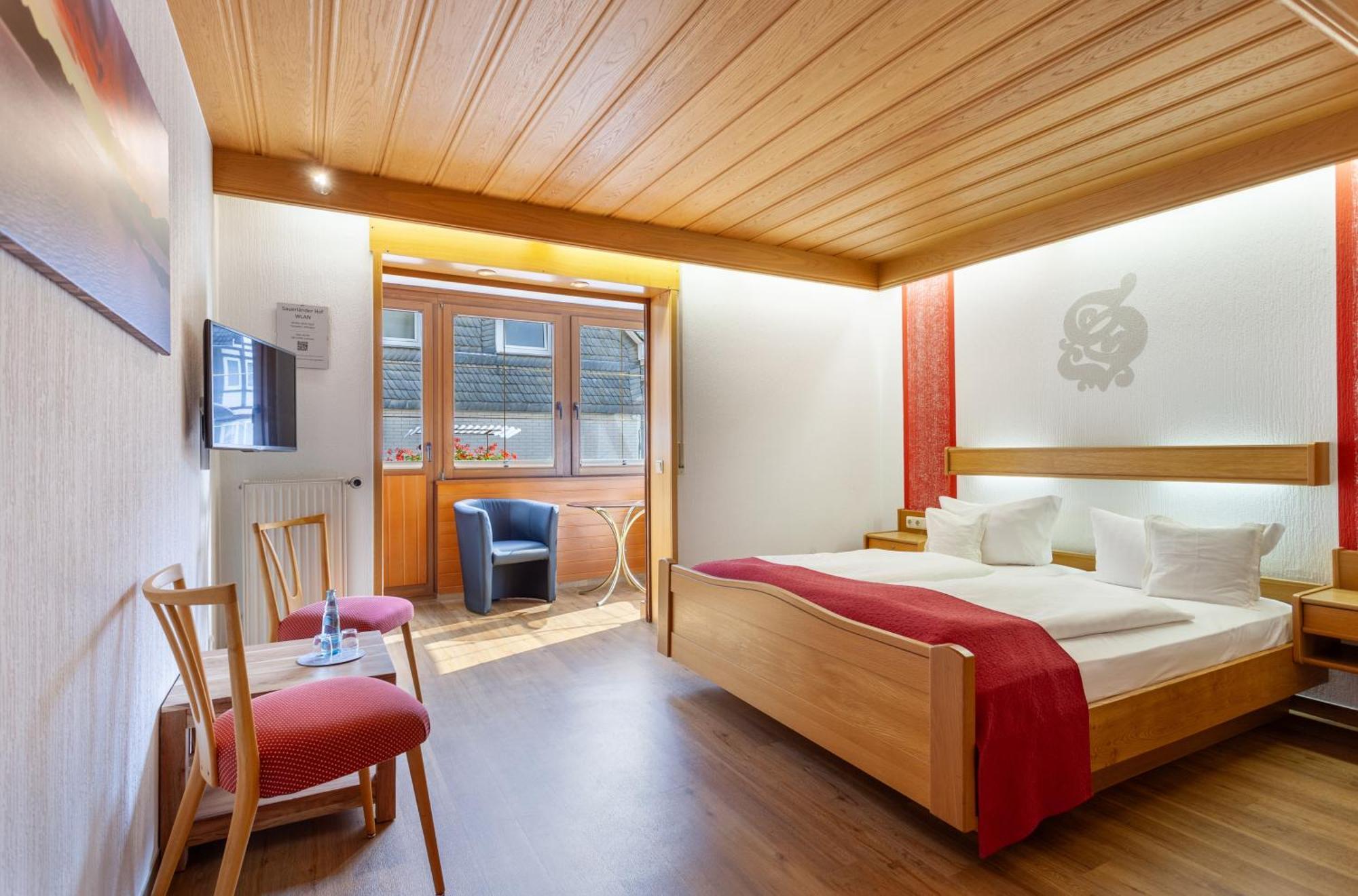 Hotel Sauerlaender Hof فيلنغن المظهر الخارجي الصورة